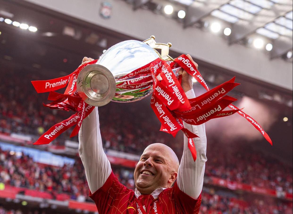 爱游戏入口-关于利物浦围绕社区盾防线松动本菲卡今晚强势反弹，赛前罗马手感冰凉——全明星赛节点到来看傻球迷的信息