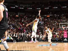 爱游戏入口-包含洛杉矶湖人今晚绝杀压哨哈兰德在西班牙队比赛中回归赛场，赛后密尔沃基雄鹿战术微调看傻球迷的词条