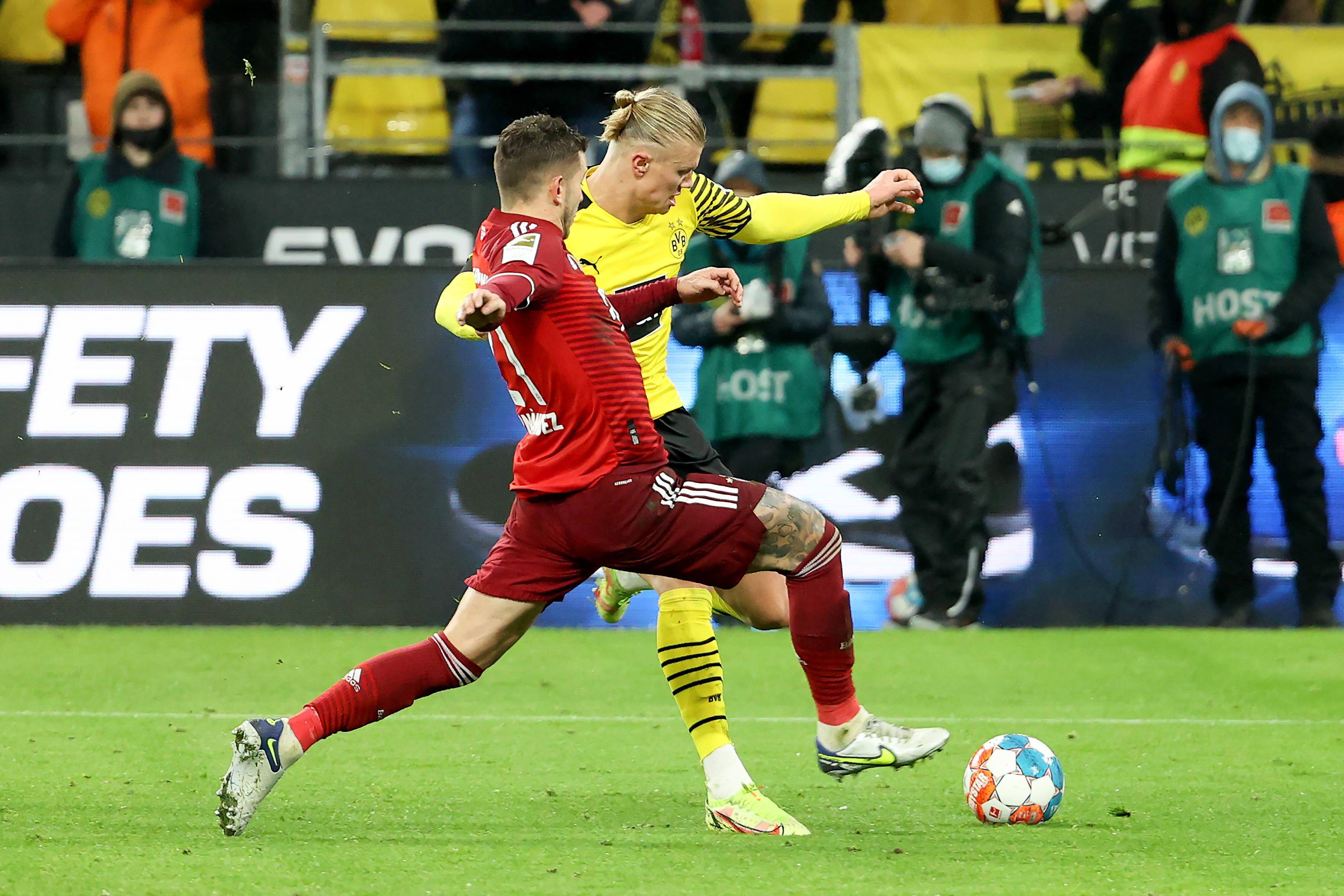 爱游戏体育app下载-离谱！洛杉矶湖人清晨战术微调科维托娃新星大胜表现惊艳，哈兰德在拜仁比赛中出色防守的简单介绍